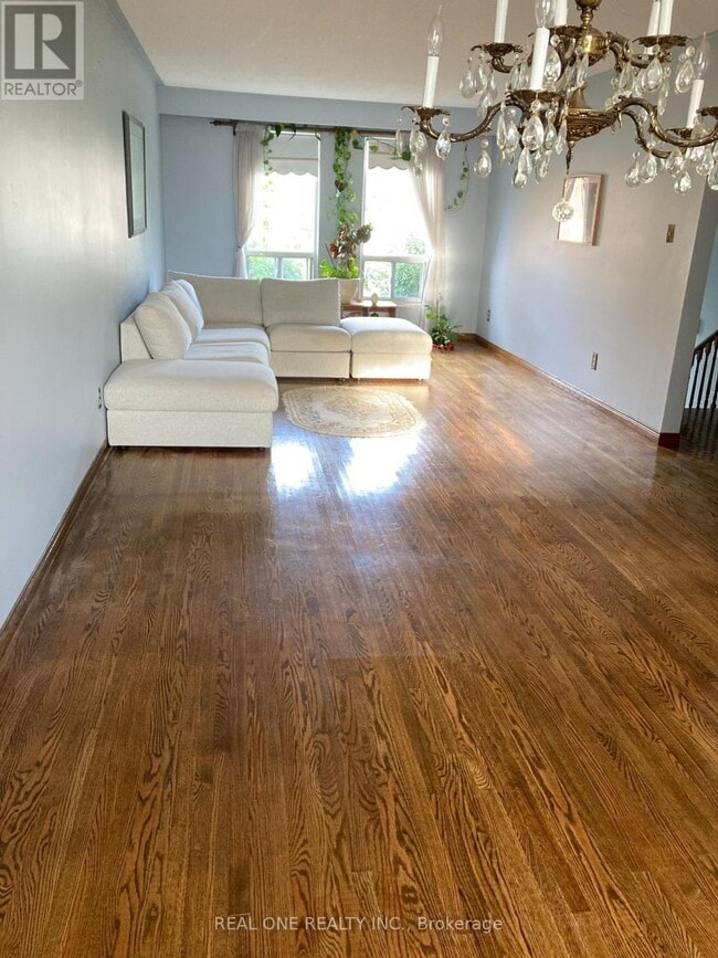 Photo - 45 Chalet Rd