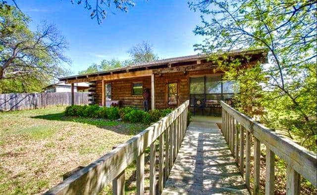 Photo - 1126 Kingston Dr