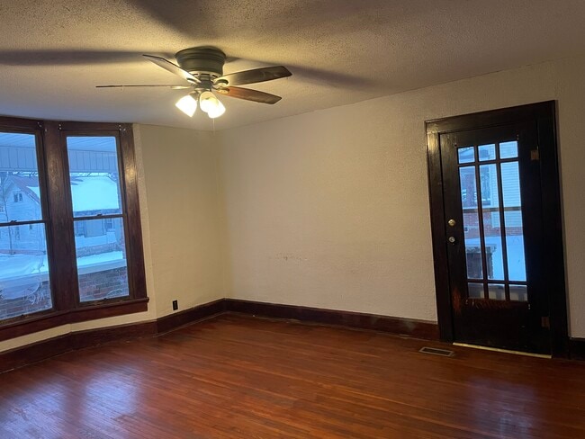 Living room with 2 beautiful doors - 217 S Lawton St