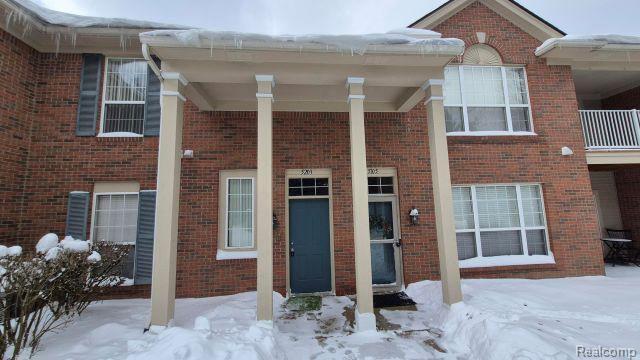 Building Photo - 5203 Chesapeake Cir