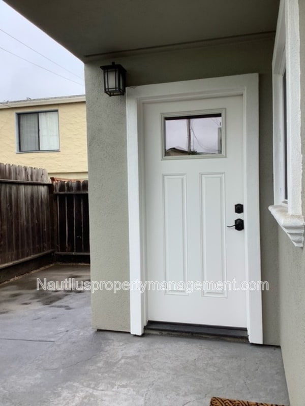 Building Photo - 103 La Pluma Ct