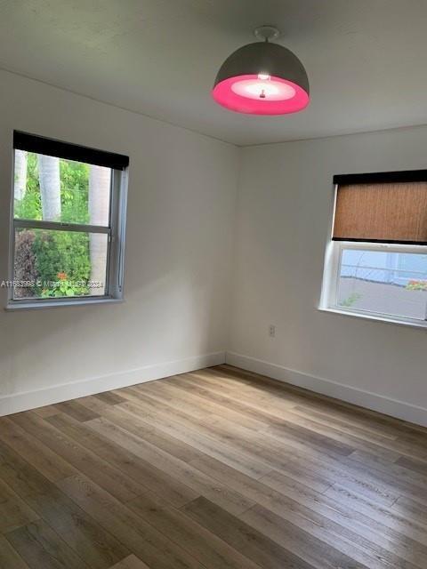 Photo - 931 NE 81st St