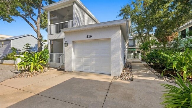 516 Howard Ct