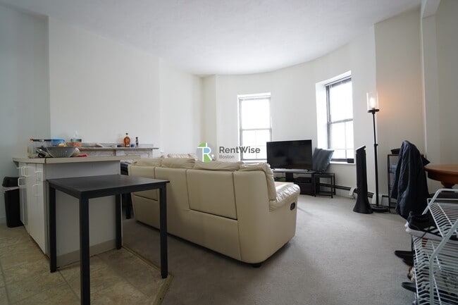 Photo - 550 Massachusetts Ave Unit 5