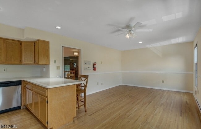 Photo - 4 Dearburn Ct