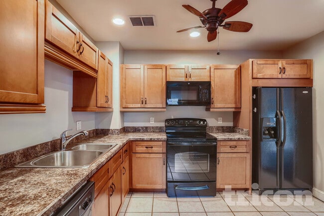 Photo - 3516 W McElroy Ave