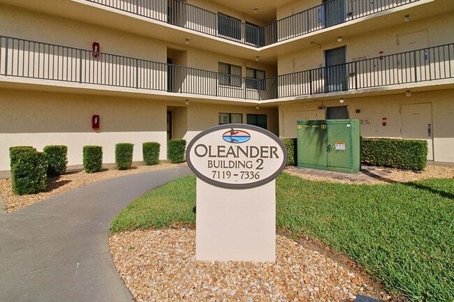 Photo - Spacious 2 Bed / 2 Bath Condo – 55+ Community | Largo, FL Unidad 7220