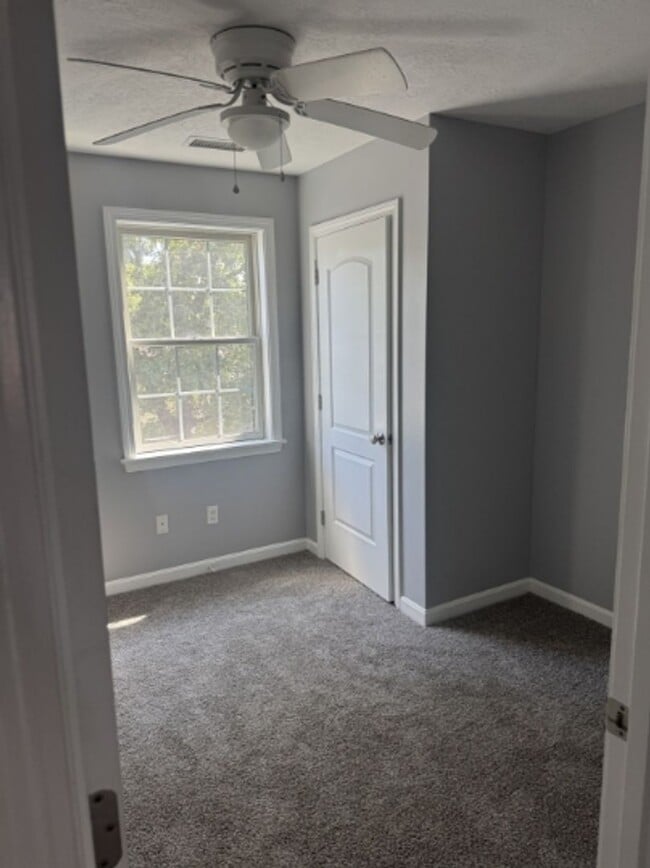 Building Photo - 69-71 Stocker St Unit 69 Rental