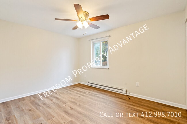 Photo - 320 Bank St Unit B