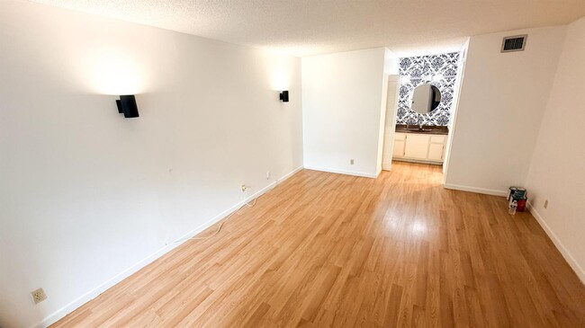 Photo - 6475 W Oakland Park Blvd Unit 104