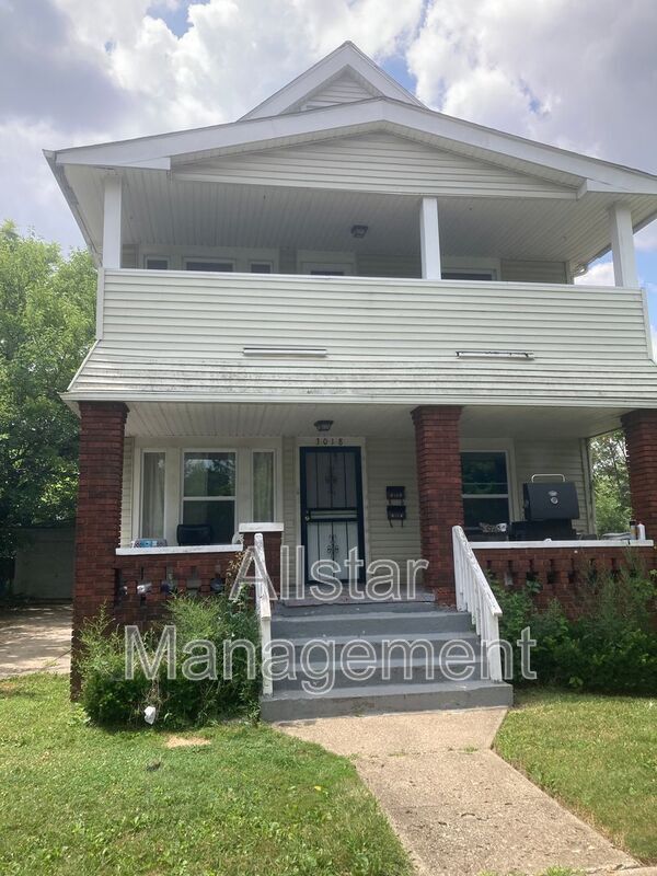 Photo - 3018 E 125th St