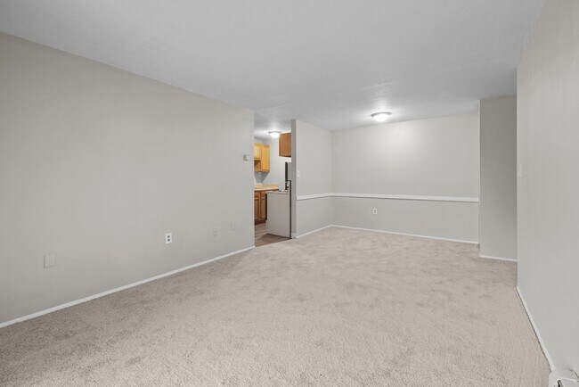 Photo - Live the life you love here at Las Palmas! Unidad B1-950 sq.ft. 2x1