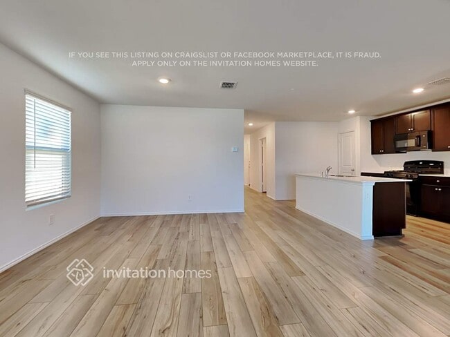 Photo - 464 Frio Pass Trl