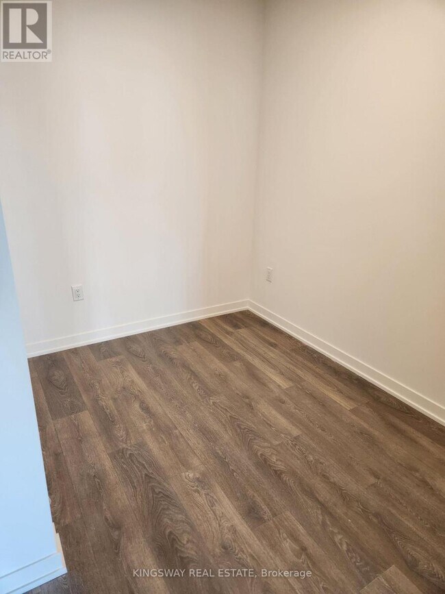 Photo - 4878 Powers Cmn Unité 425