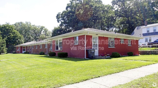 Building Photo - 11 Ridgewood St Rental