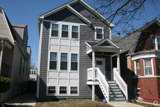 Building Photo - 3706 N Drake Ave Unit 2 Rental