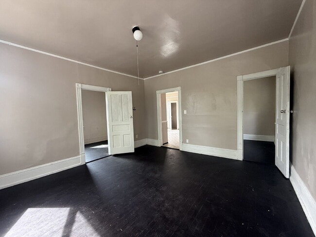 An affordable 2-bedroom, 1-bath unit available now!
