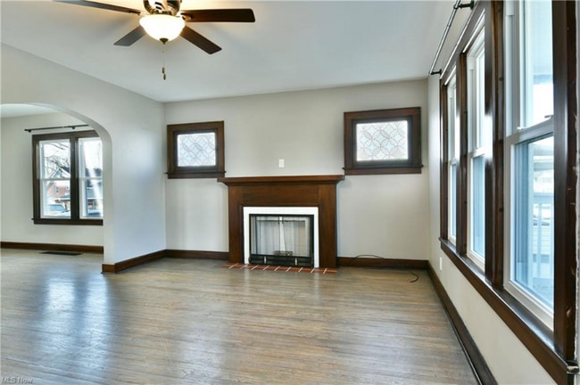 Photo - 223-225-225 E Liberty St Unit 223