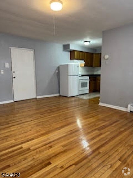 Building Photo - 120 W 3rd Ave Unit 6 Rental