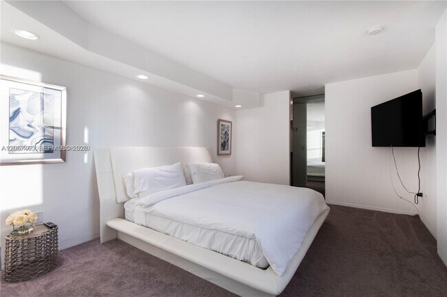 Photo - 10185 Collins Ave Unit 1416