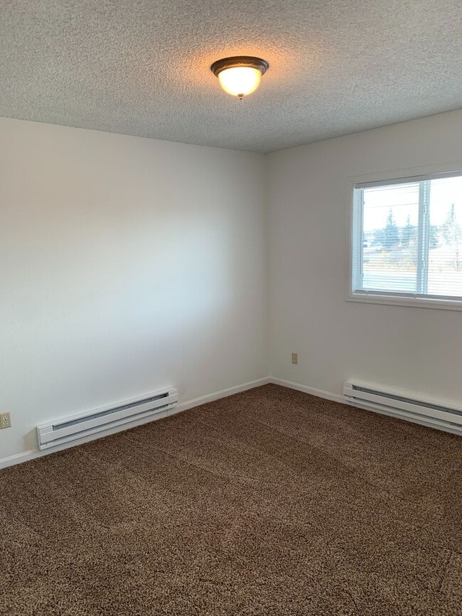 Photo - KingArthur4961 (KC-AM) Unit 1