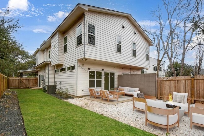 Photo - 2503 S 6th St Unit B