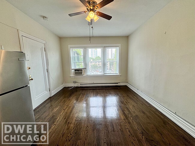 Photo - 644 W Roscoe St Unit 1N