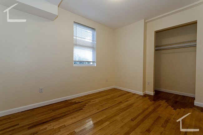 Photo - 35 Henshaw St Unit 1ZB