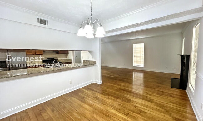 Photo - 6387 E Windsor Ln