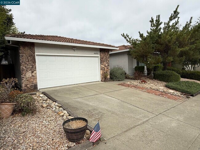 Photo - 4490 Leatherwood Ct