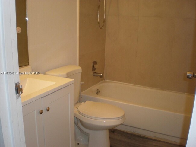 Photo - 5855 Washington St Unit 92