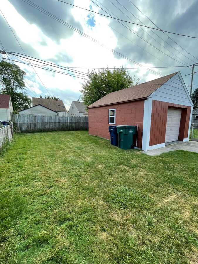 Photo - 811 White Ave