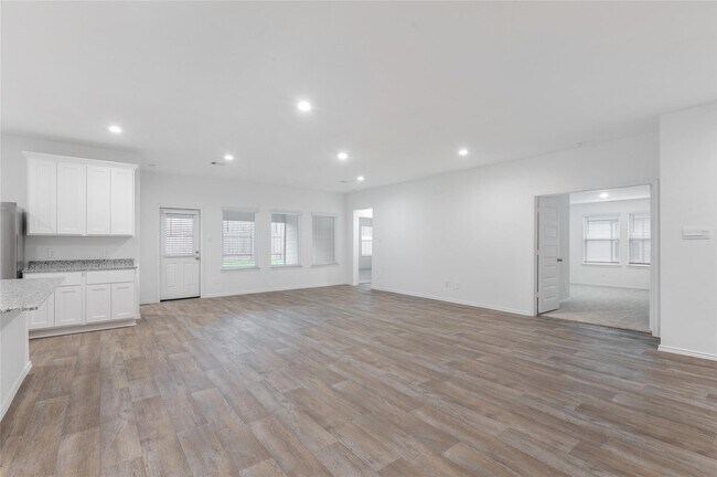 Photo - 7418 Elm Lndg Ln