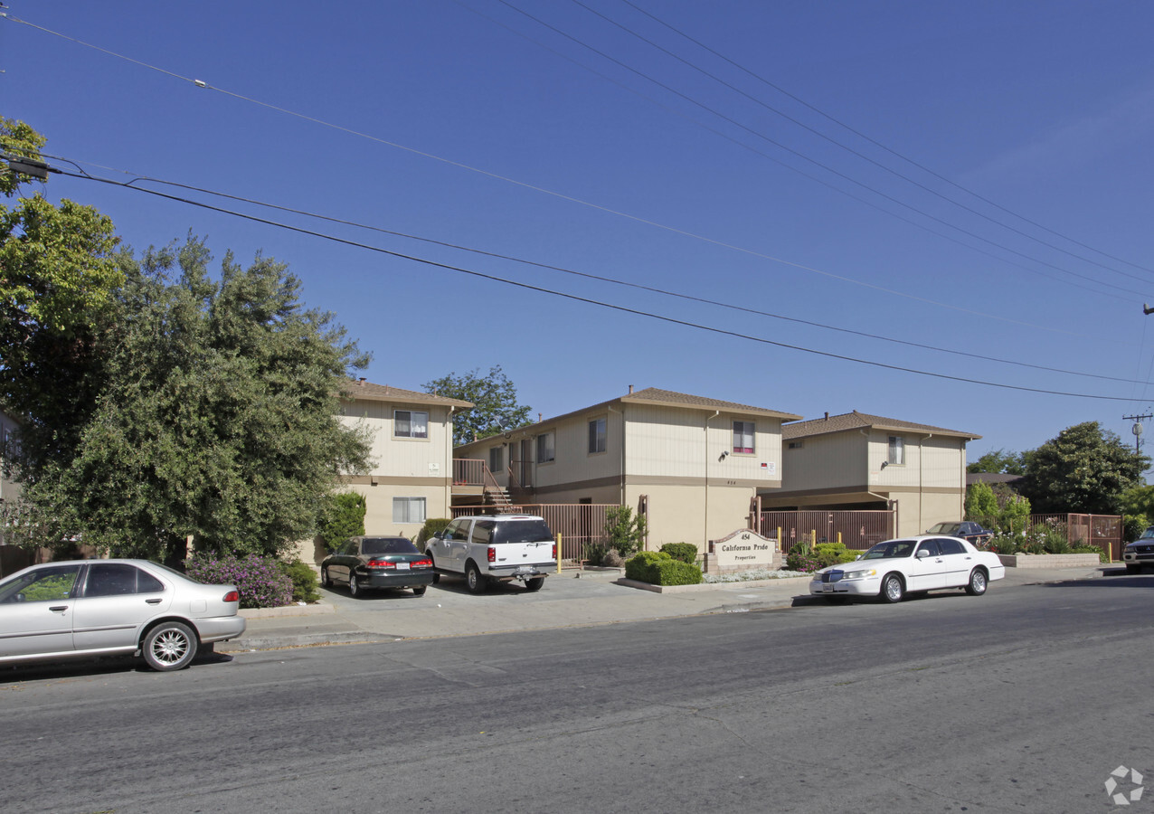 Photo - California Pride Apartments