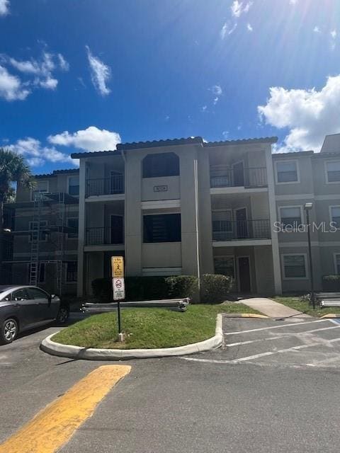 Building Photo - 3028 Parkway Blvd Unit 203 Rental