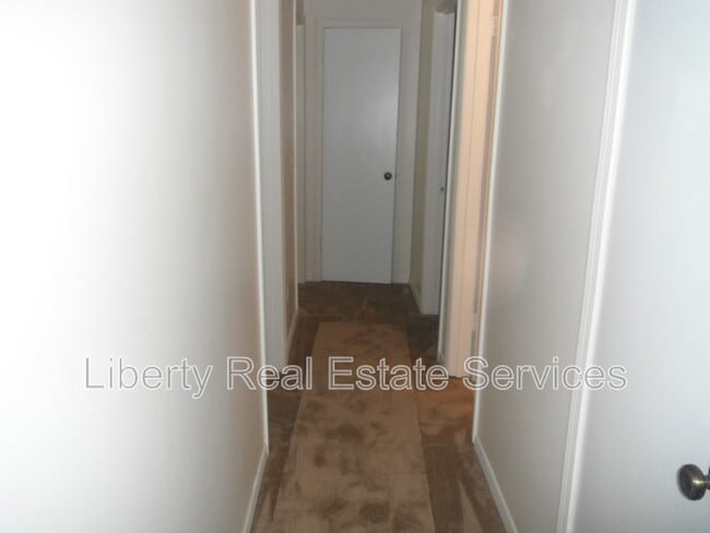 Photo - 707 Thornwood Way