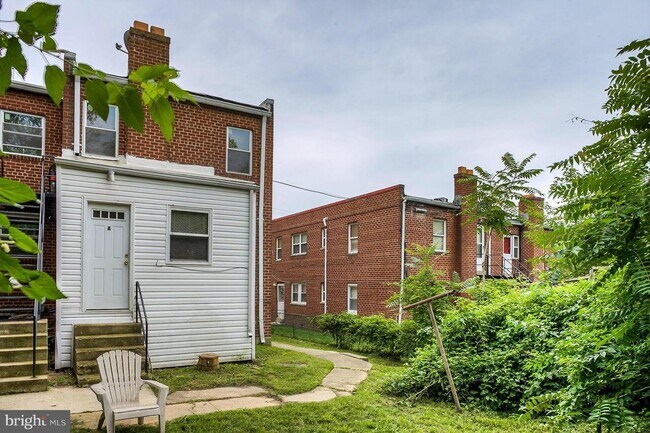 Photo - 406 Chaplin St SE Unidad 3