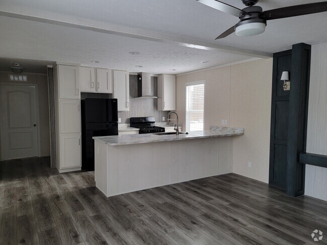 Building Photo - 66 Borman Ave Rental