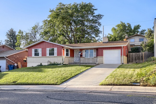 13840 W Dakota Pl