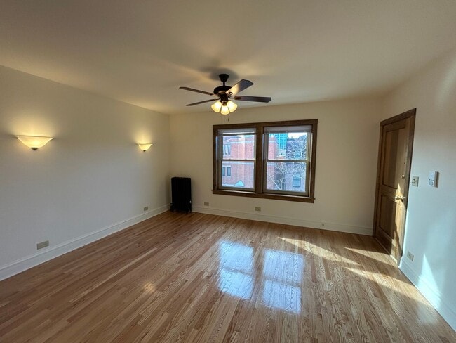 Photo - 2339 N. Geneva