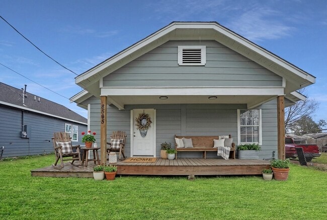 Building Photo - 8505 Denby St