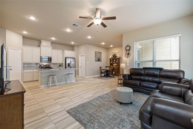 Photo - 2526 Bordelon Ln