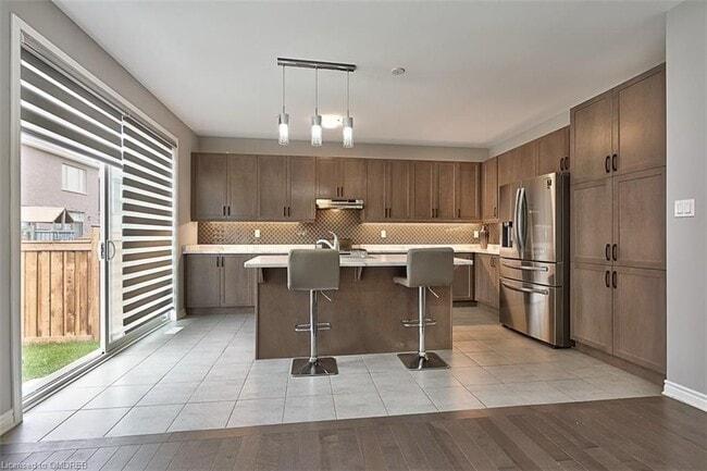 Photo - 545 Kennedy Cir W