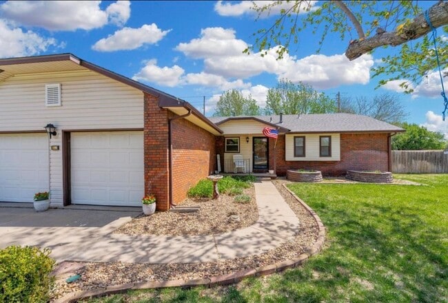 Photo - 1742 N Callahan St