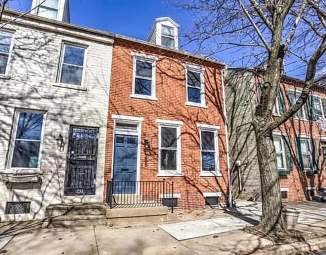 Building Photo - 255 New Holland Ave Rental