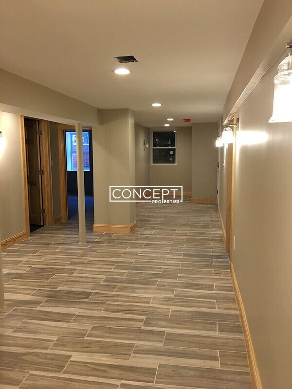 Photo - 152 Winchester St Unit 1B