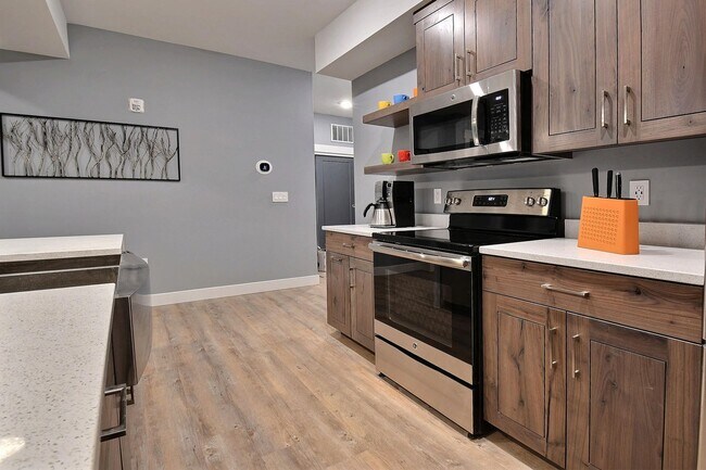 Photo - Gorgeous Top Floor Prospector Condo!