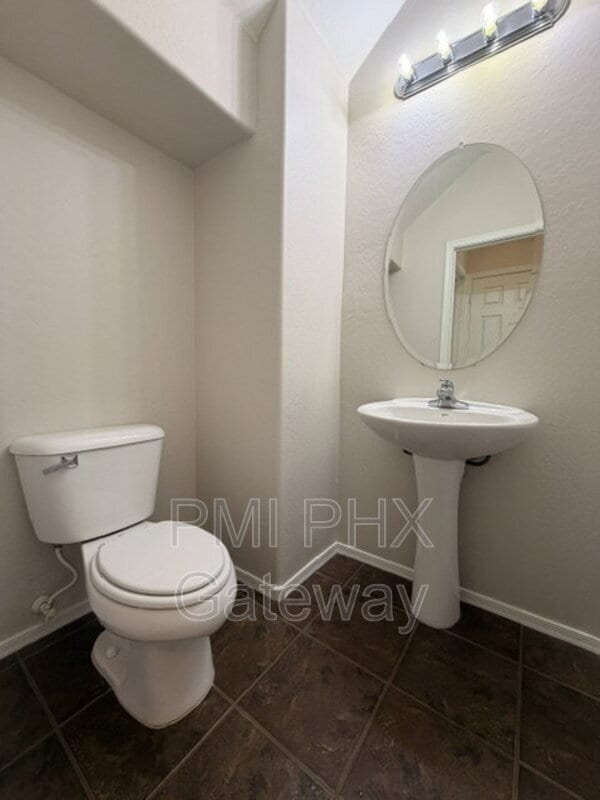 Photo - 453 N Citrus Ln