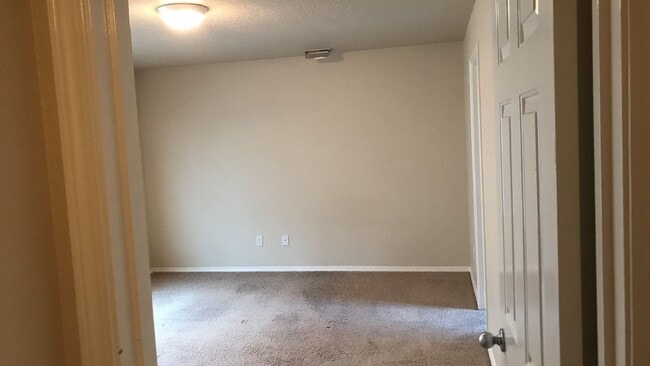 Photo - Nice Home In Fieldcrest Village