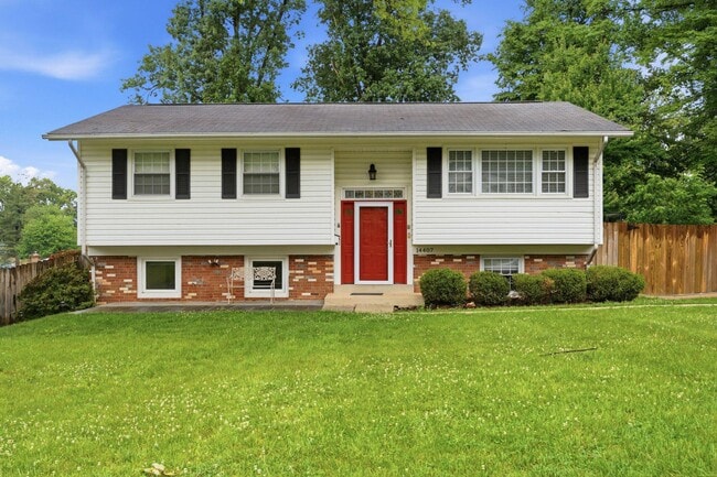 Building Photo - 14407 Oakvale St